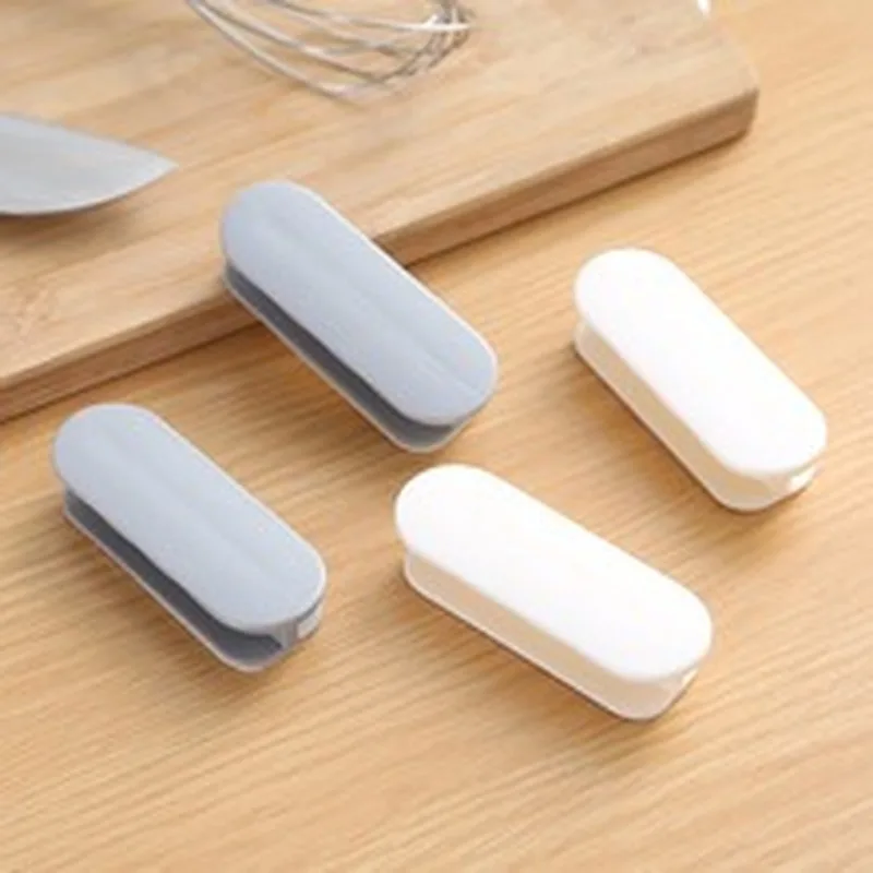 2pc/4pc/6pc Perforated Closet Handles Plastic Closet Refrigerator Door Handle Paste Door and Window Auxiliary Cabinet Handle
2pc/4pc/6pc Perforated Closet Handles Plastic Closet Refrigerator Door Handle Paste Door and Window Auxiliary Cabinet Handle