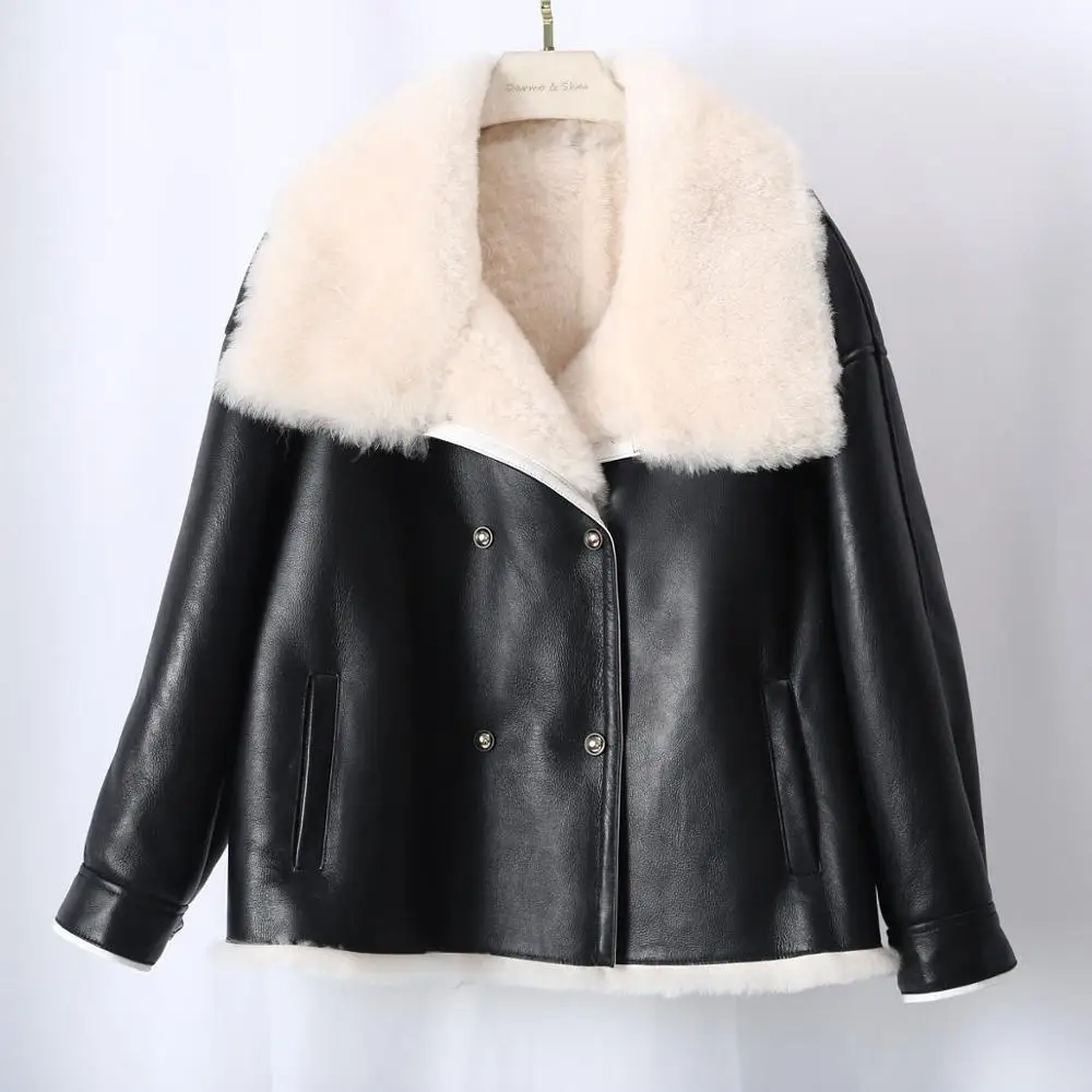 Iceland 2021 New Lamb Shearling Fur Coats Women Winter Loose Casual Big Collar Black Real Fur Jackets Thicken Sheepskin Fur
Iceland 2021 New Lamb Shearling Fur Coats Women Winter Loose Casual Big Collar Black Real Fur Jackets Thicken Sheepskin Fur