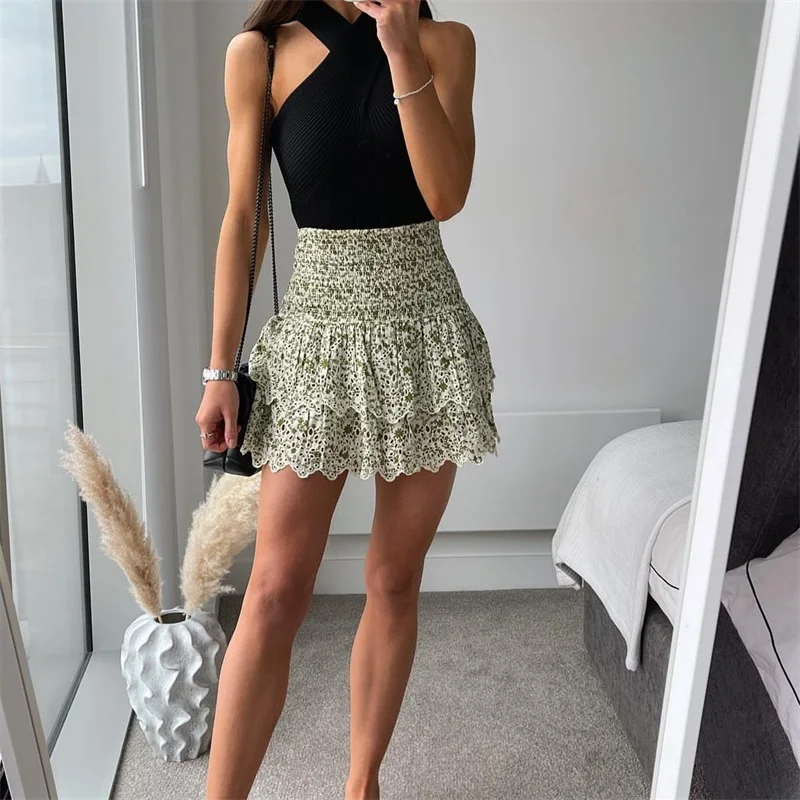 TRAF Women 2021 Fashion Cross Shoulders Off-The-Shoulder Vest Knit Thin Section Solid Color Sleeveless Knit Top Streetwear
TRAF Women 2021 Fashion Cross Shoulders Off-The-Shoulder Vest Knit Thin Section Solid Color Sleeveless Knit Top Streetwear