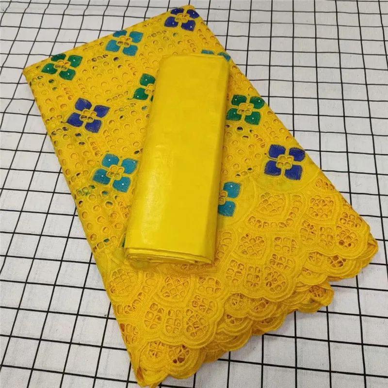 Модный стиль 2,5 + 2,5 ярдов африканская швейцарская вуаль кружевная ткань с базиновым кружевом удобное хлопковое кружево для одежды TY11273
Модный стиль 2,5 + 2,5 ярдов африканская швейцарская вуаль кружевная ткань с базиновым кружевом удобное хлопковое кружево для одежды TY11273