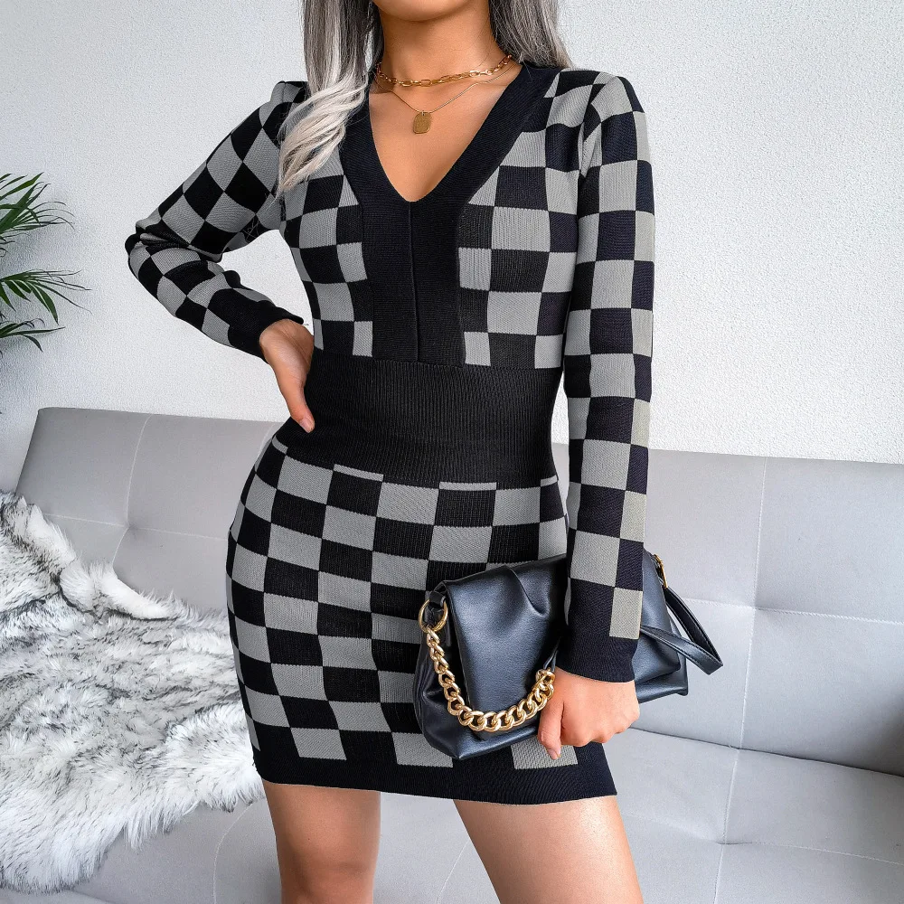 Checkerboard Plaid Mini Dress For Women Sexy V-Neck Long Sleeve Slim Knitted Dresses Elegant Ladies Party Dress Female Vestidos
Checkerboard Plaid Mini Dress For Women Sexy V-Neck Long Sleeve Slim Knitted Dresses Elegant Ladies Party Dress Female Vestidos