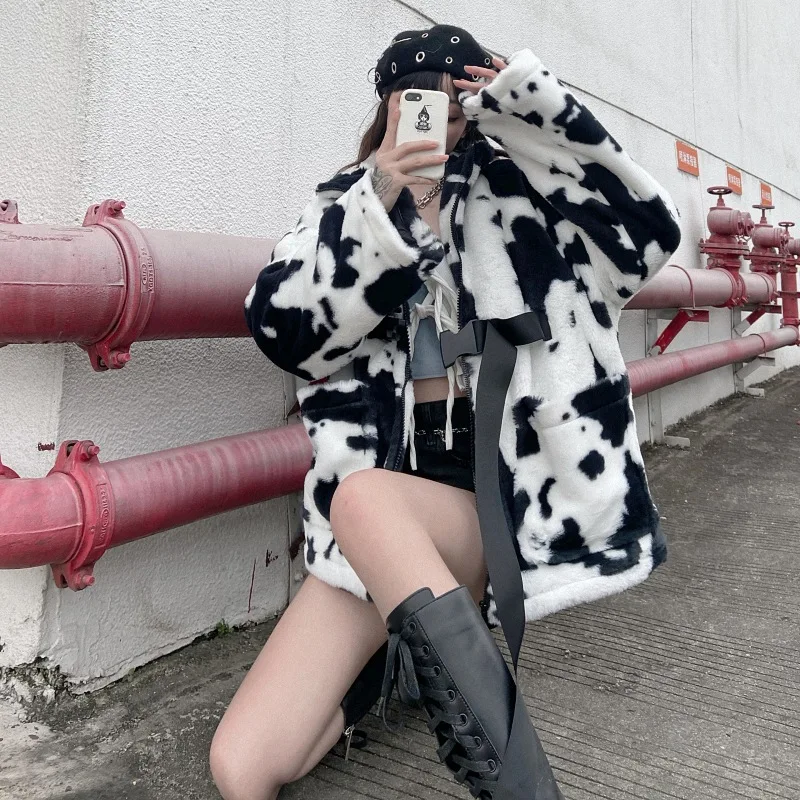 Ucuhulnl Korean Winter New Fashion Coat Harajuku Tooling Cows Loose Full Sleeve Big Pocket Jacket Vintage Hasp Keep Warm Cotton
Ucuhulnl Korean Winter New Fashion Coat Harajuku Tooling Cows Loose Full Sleeve Big Pocket Jacket Vintage Hasp Keep Warm Cotton