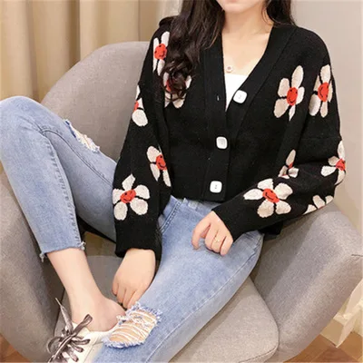 New soft milk blue sweater women autumn and winter new students loose printed knitted cardigan women jacket short lazy style
New soft milk blue sweater women autumn and winter new students loose printed knitted cardigan women jacket short lazy style