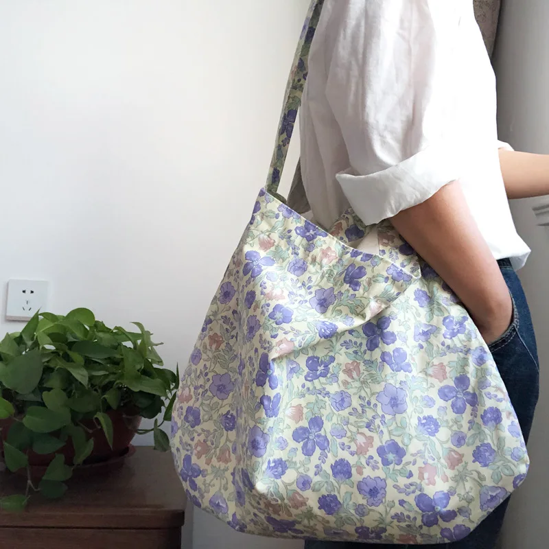 

Высококачественные холщовые женские сумки, модные маленькие фиолетовые Цветочные дамские сумки для покупок, простая женская элегантная по...