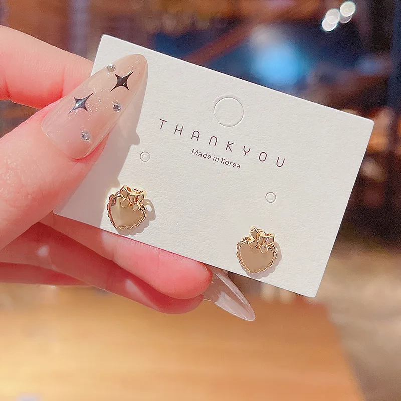S925 Silvers Korean New Simple Temperament Heart Shape Earrings Wholesale Student Gift Exquisite Boho Jewelry
S925 Silvers Korean New Simple Temperament Heart Shape Earrings Wholesale Student Gift Exquisite Boho Jewelry