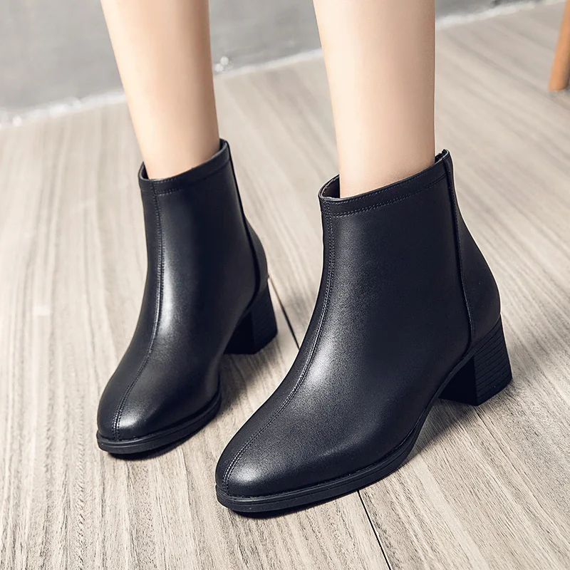 Korean style chelsea boots for womens fashion party banquet dresses natural leather shoes black ankle boot ladies botas de mujer
Korean style chelsea boots for womens fashion party banquet dresses natural leather shoes black ankle boot ladies botas de mujer