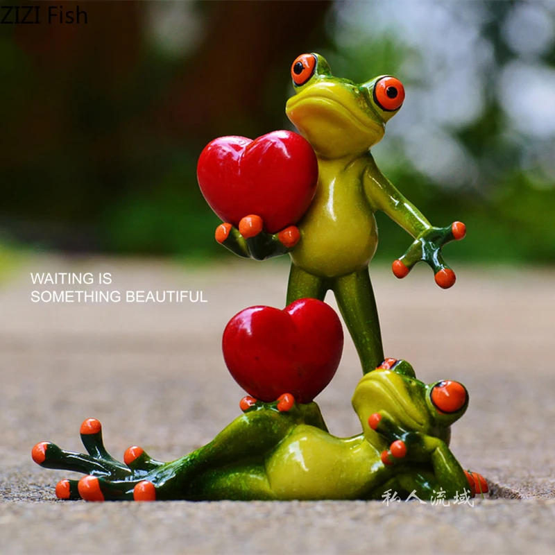 Пасторальный двор Смола Любовь скульптура лягушки украшения гостиная книжный шкаф Настольный милые животные статуя ремесла украшение дом... 
Пасторальный двор Смола Любовь скульптура лягушки украшения гостиная книжный шкаф Настольный милые животные статуя ремесла украшение дом...