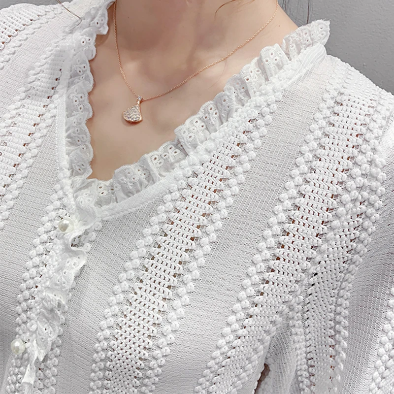 2020 New Autumn Blouse Women Clothing White Black V Neck Korean Style Lace 3D Flower Steet Shirt Long Sleeve Chemise Femme Tops
2020 New Autumn Blouse Women Clothing White Black V Neck Korean Style Lace 3D Flower Steet Shirt Long Sleeve Chemise Femme Tops
