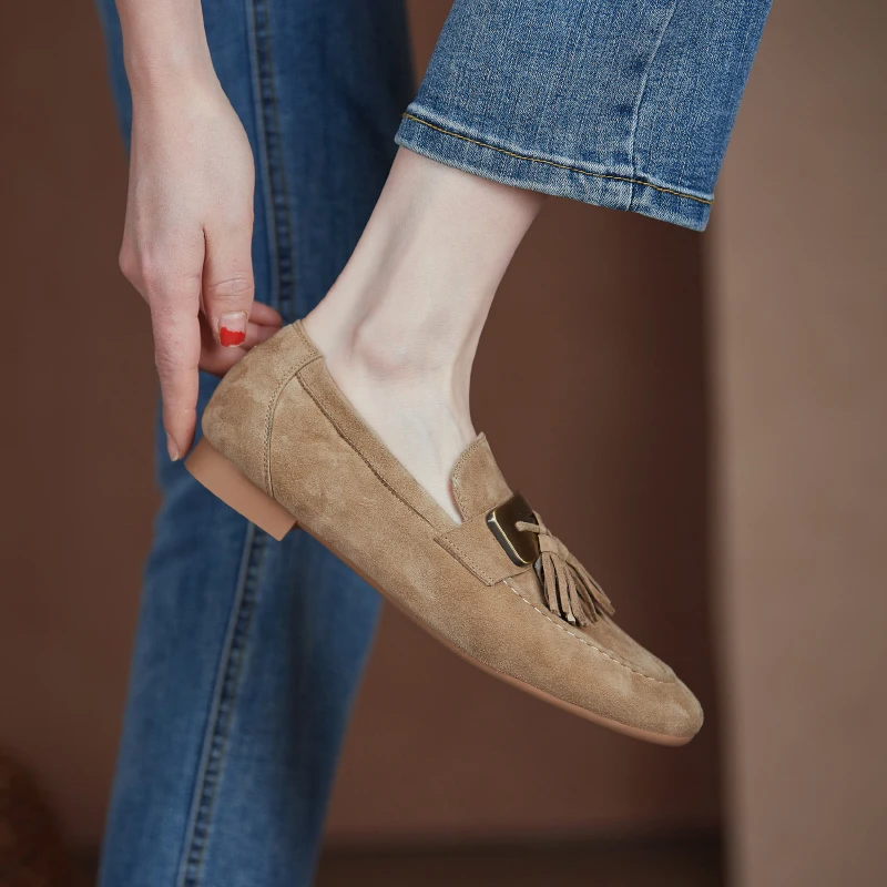 New Sheep Suede Fringe Women Shoes Casual Spring/Autumn Slip-On Loafers Square Toe Thick Heel Handmade Shoe for Women Size 34-40
New Sheep Suede Fringe Women Shoes Casual Spring/Autumn Slip-On Loafers Square Toe Thick Heel Handmade Shoe for Women Size 34-40