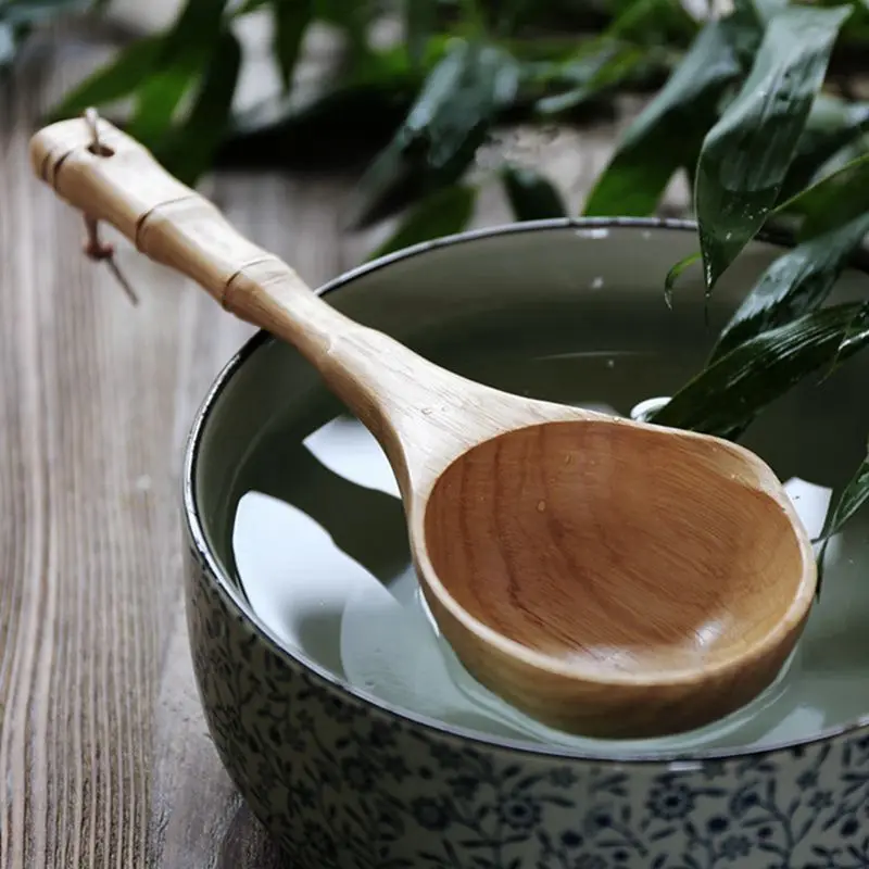 Portbale Products Japanese Bamboo Water Scoop Water Scoop Hot Pot Spoon Wooden Tableware Kitchen Wooden Water Scoop
Portbale Products Japanese Bamboo Water Scoop Water Scoop Hot Pot Spoon Wooden Tableware Kitchen Wooden Water Scoop