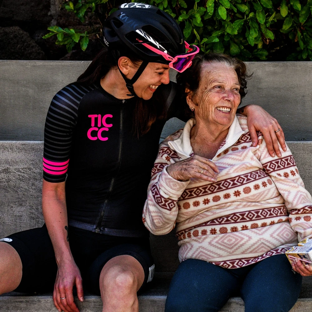 Ticcc Women Summer Breathable Quick Dry Cycling Jersey Short Sleeve Road Bike Shirt Racing Sport Bicycle MTB Bike Jersey Wear
Ticcc Women Summer Breathable Quick Dry Cycling Jersey Short Sleeve Road Bike Shirt Racing Sport Bicycle MTB Bike Jersey Wear