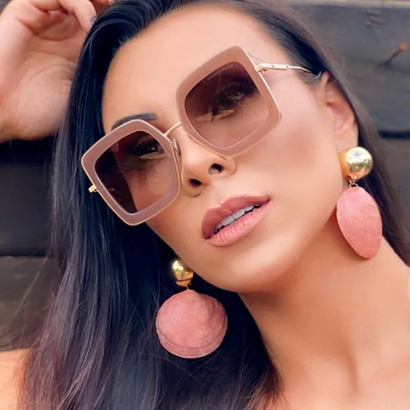 Free shipping fashion new large frame sunglasses section personality trend glasses sunglasses
Free shipping fashion new large frame sunglasses section personality trend glasses sunglasses