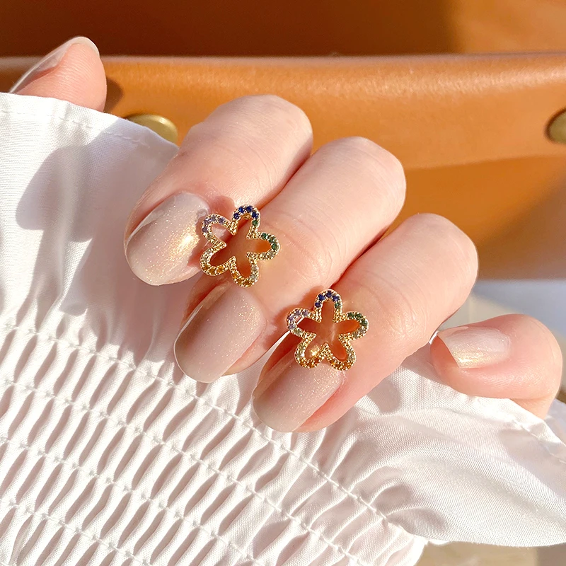 New Trendy Charm 14K Real Gold Plated Colored Zircon Flowers Earrings for Women Jewelry AAA Zircon S925 Silver Needle Stud Gift
New Trendy Charm 14K Real Gold Plated Colored Zircon Flowers Earrings for Women Jewelry AAA Zircon S925 Silver Needle Stud Gift