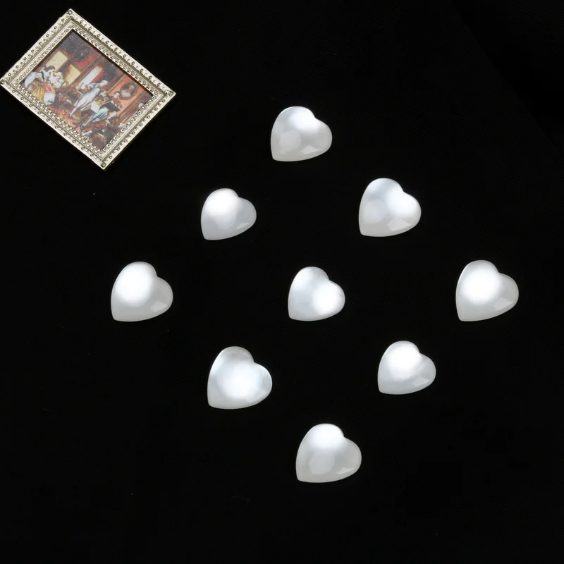Индивидуальный Bai Yueguang, имитация любовного сердца, кошачий глаз, белая пластырь из смолы, аксессуары для рукоделия, материалы
Индивидуальный Bai Yueguang, имитация любовного сердца, кошачий глаз, белая пластырь из смолы, аксессуары для рукоделия, материалы