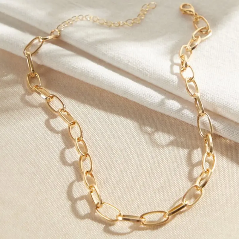 New 2021 Fashion Big Retro Necklace for Women Twist Gold Color Chunky Thick Lock Choker Chain Necklaces Party Jewelry
New 2021 Fashion Big Retro Necklace for Women Twist Gold Color Chunky Thick Lock Choker Chain Necklaces Party Jewelry
