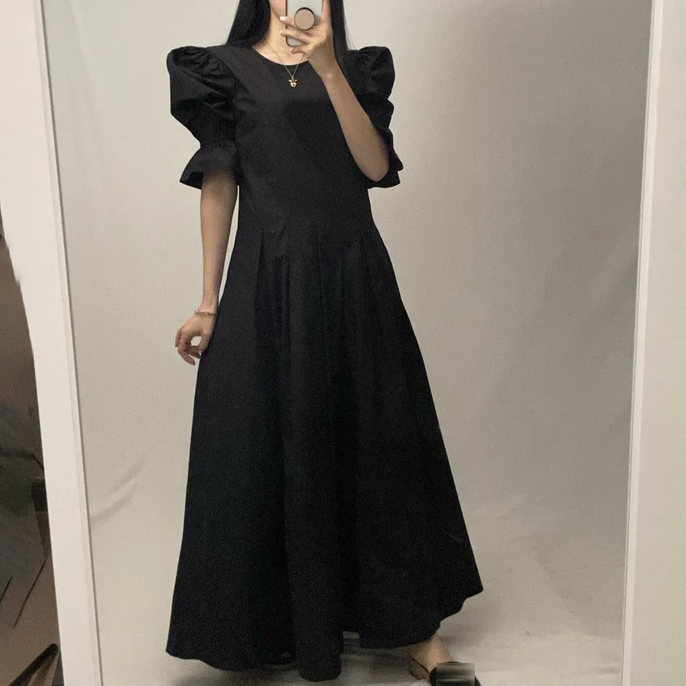 2021 Summer Fashion Japanese Style New Mid-length Solid Color Round Neck Puff Sleeve Folds Women's Dress Loose Casual
2021 Summer Fashion Japanese Style New Mid-length Solid Color Round Neck Puff Sleeve Folds Women's Dress Loose Casual
