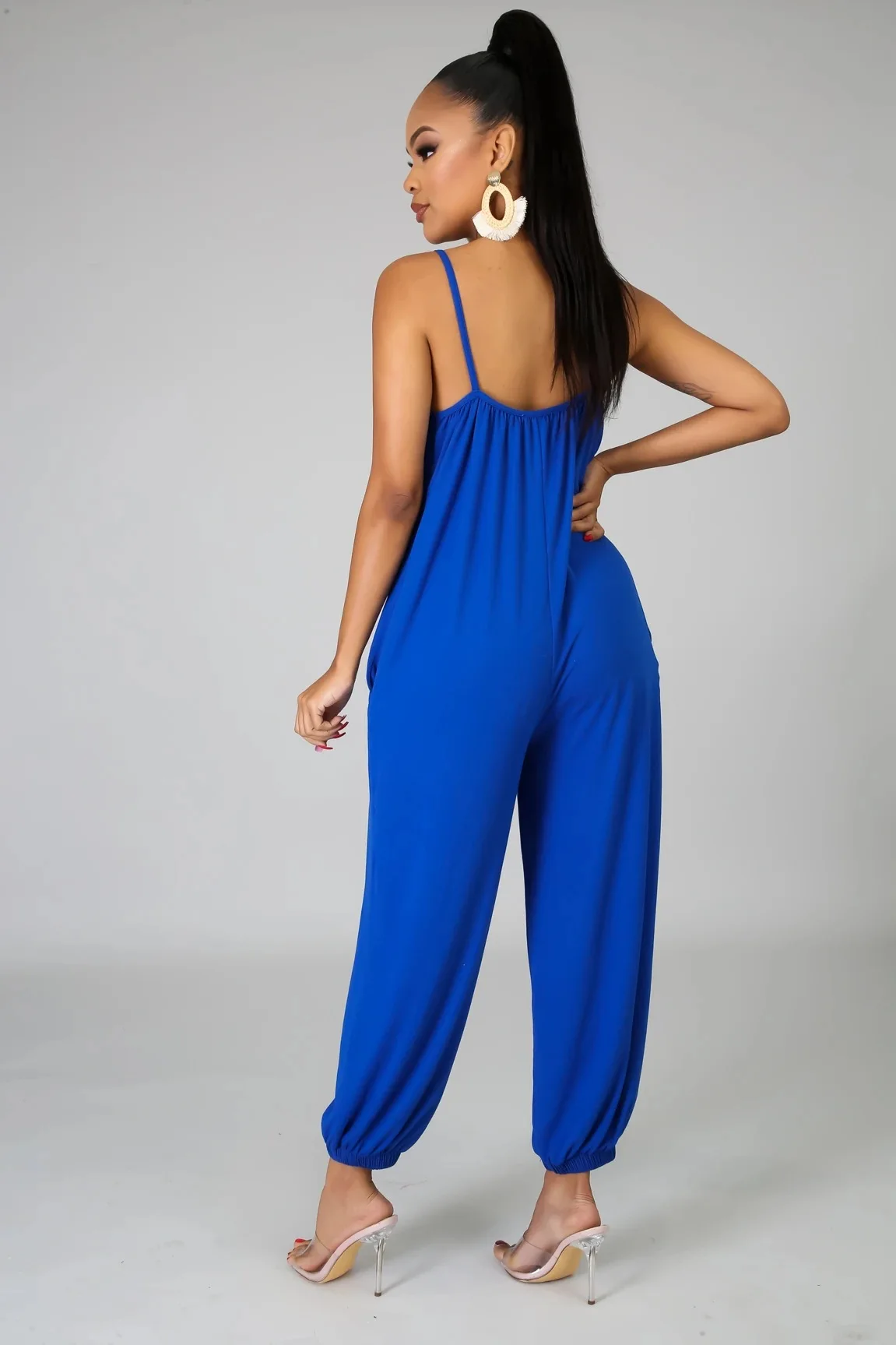One Piece Sling Jumpsuit Set Suspender Casual Solid Loose Urban Leisure Harlan Pants Ladies Outfit Summer 2021 New Sleeveless
One Piece Sling Jumpsuit Set Suspender Casual Solid Loose Urban Leisure Harlan Pants Ladies Outfit Summer 2021 New Sleeveless