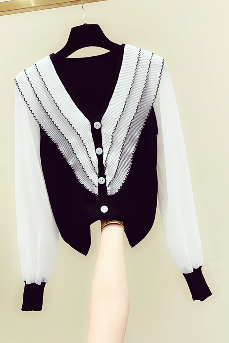 Chiffon V-neck Patchwork Pullover Outerwear Knitwear Women's Top 2021 Spring New Korean Style Loose Contrast Color Knitted Shirt
Chiffon V-neck Patchwork Pullover Outerwear Knitwear Women's Top 2021 Spring New Korean Style Loose Contrast Color Knitted Shirt