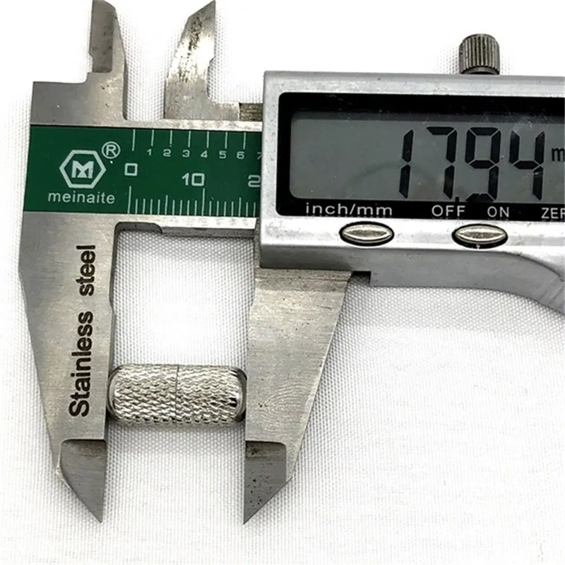 2PCS Women Men Shoe Lace Tips Replacement Head Metal Buckle for Shoestrings Bullet Aglets Round Accessories DIY Shoelaces Lock
2PCS Women Men Shoe Lace Tips Replacement Head Metal Buckle for Shoestrings Bullet Aglets Round Accessories DIY Shoelaces Lock