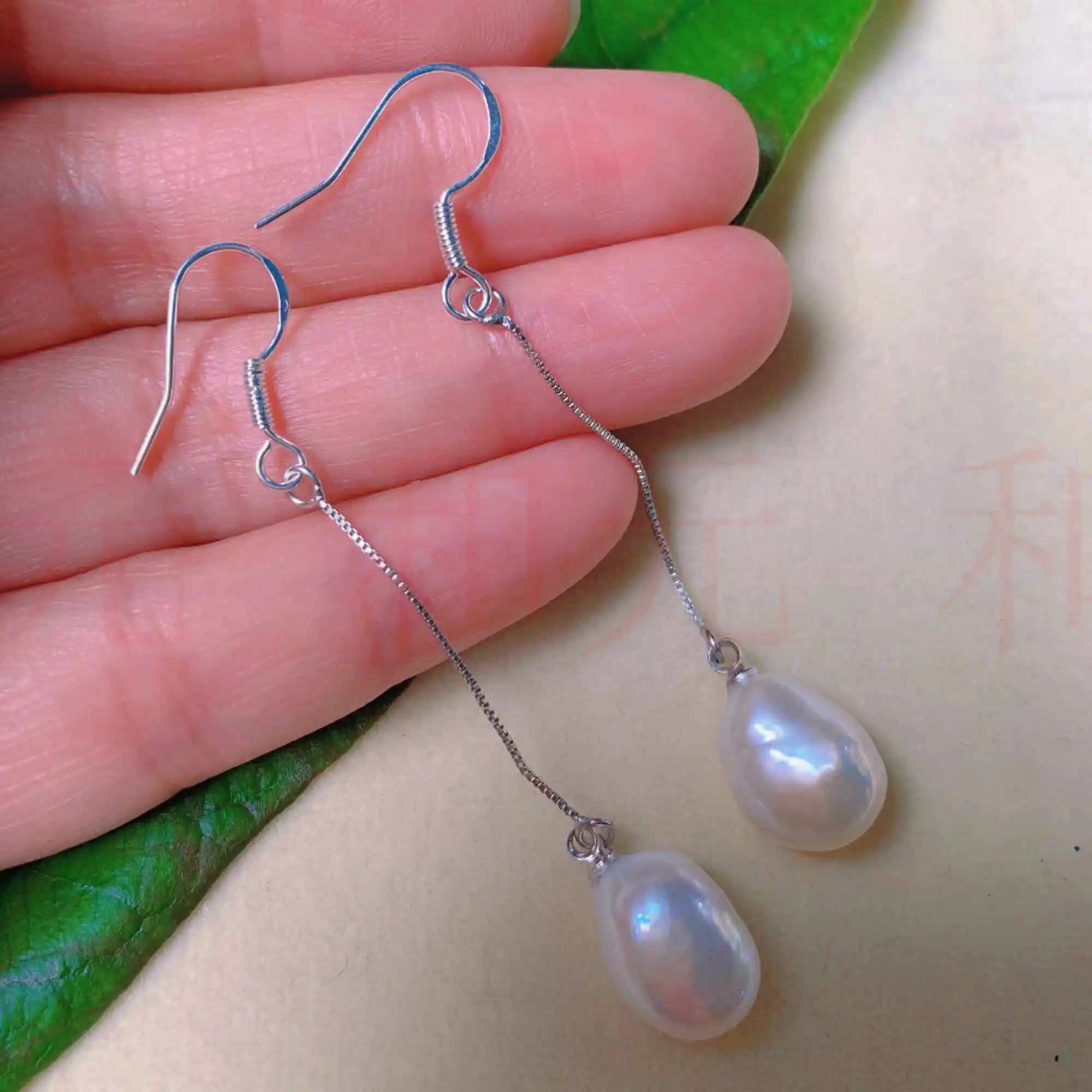 Fashion natural white cross pearl beads silver earrings Cultured Lucky Thanksgiving Hook FOOL'S DAY Freshwater Fashion Party
Fashion natural white cross pearl beads silver earrings Cultured Lucky Thanksgiving Hook FOOL'S DAY Freshwater Fashion Party