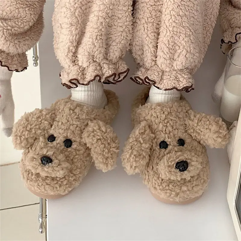 Cute Furry Cotton Slippers Female Student Dormitory Winter Warm Indoor Slippers for Men and Women Couples Cold-proof Home Shoes
Cute Furry Cotton Slippers Female Student Dormitory Winter Warm Indoor Slippers for Men and Women Couples Cold-proof Home Shoes