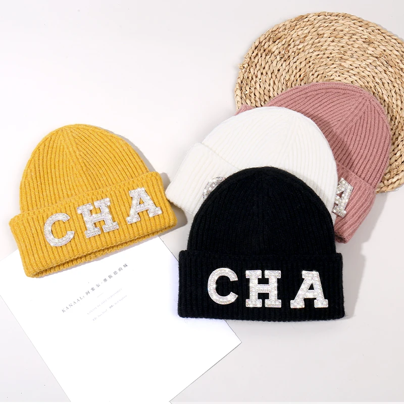 New Autumn Winter Pearl Letter Wool Hat Women'S Korean Version Fashion Personality Trend Solid Color Versatile Warm Knitted Cap
New Autumn Winter Pearl Letter Wool Hat Women'S Korean Version Fashion Personality Trend Solid Color Versatile Warm Knitted Cap