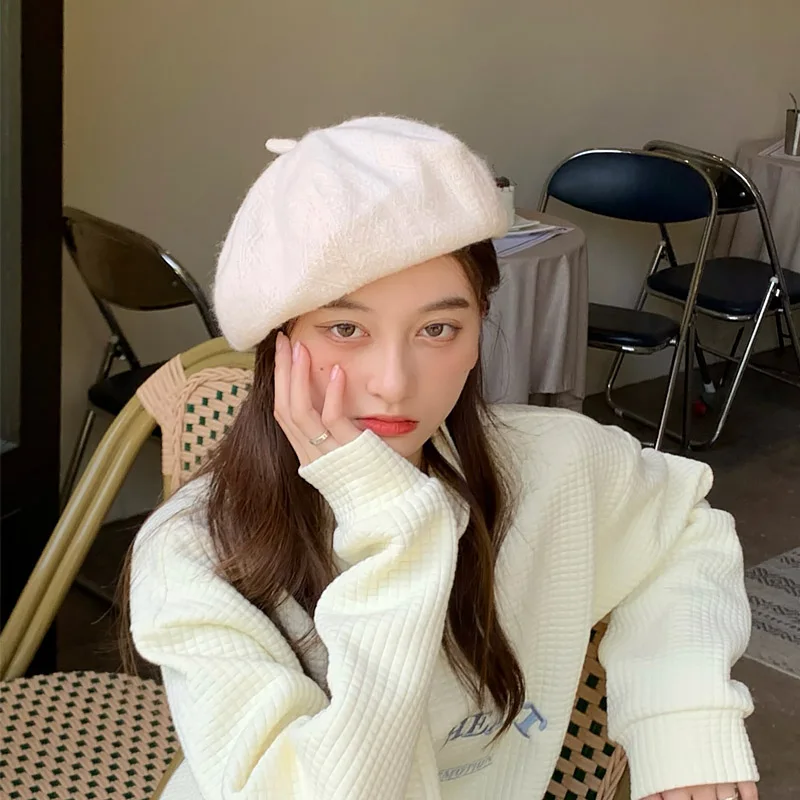 Knitting Wool Beret For Women Senior Autumn Sweet Hats Luxurious Hepburn Style Solid Soft Warm Windproof Princess Lady Hat New
Knitting Wool Beret For Women Senior Autumn Sweet Hats Luxurious Hepburn Style Solid Soft Warm Windproof Princess Lady Hat New