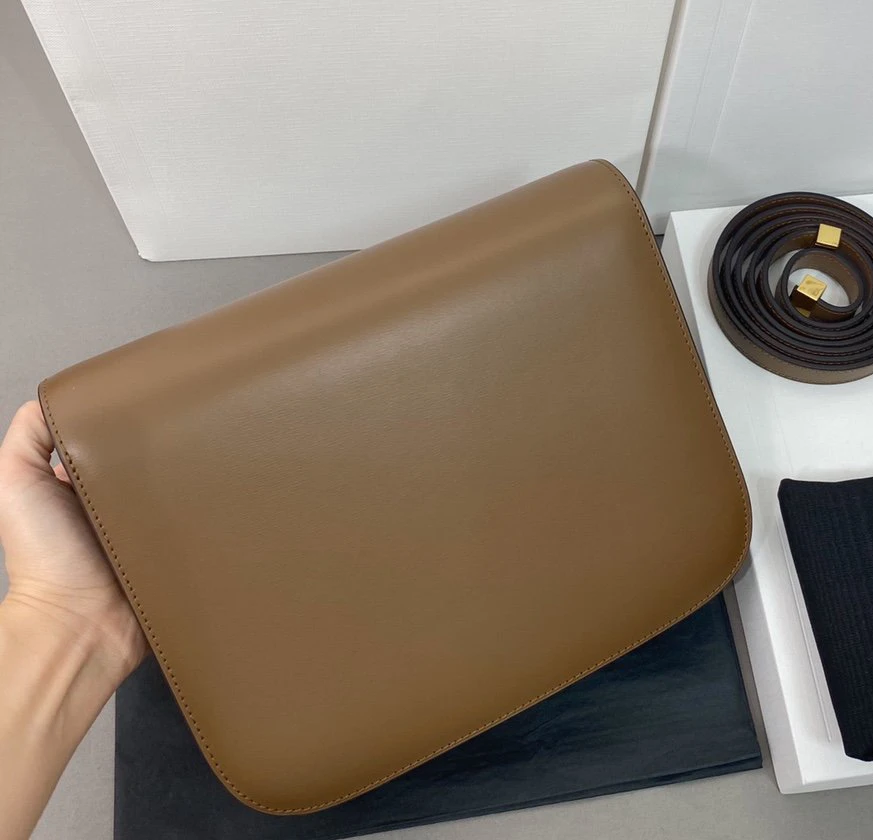 2021NEW Custom Clutch Luxury Handbags Women Bags Designer Real Leather Cowhide TOP Fashion Brand Small Purse Ladies Shoulder Bag
2021NEW Custom Clutch Luxury Handbags Women Bags Designer Real Leather Cowhide TOP Fashion Brand Small Purse Ladies Shoulder Bag