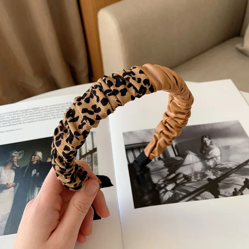 Folds Splice Pattern Hair Hoop Hairbands Designer Headbands Ornament Accessories Fashion Exquisite PU Leather for Women Adult
Folds Splice Pattern Hair Hoop Hairbands Designer Headbands Ornament Accessories Fashion Exquisite PU Leather for Women Adult