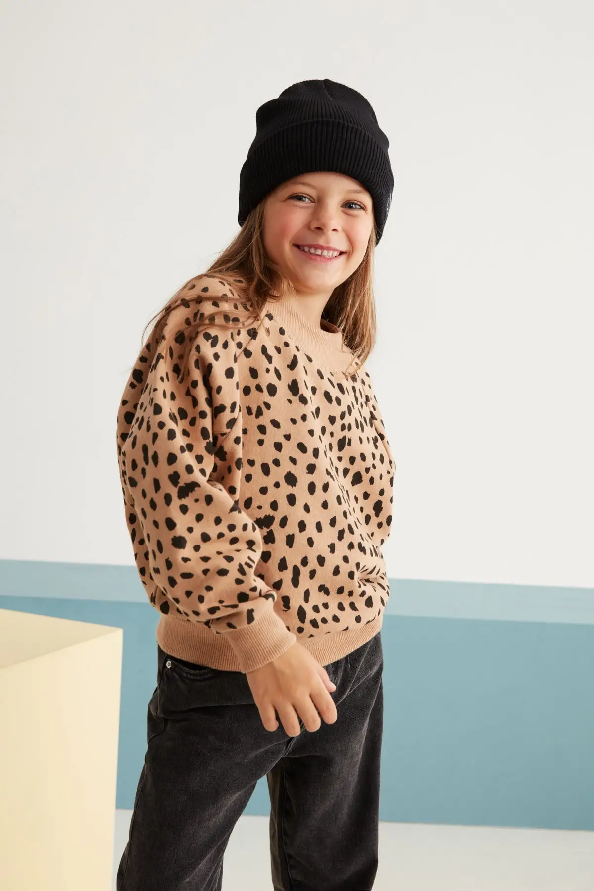 SB Girl's Long Sleeve Fashion Casual Casual Stylish Brown Black Dot Pattern Sweatshirt Girls Clothing 
SB Girl's Long Sleeve Fashion Casual Casual Stylish Brown Black Dot Pattern Sweatshirt Girls Clothing