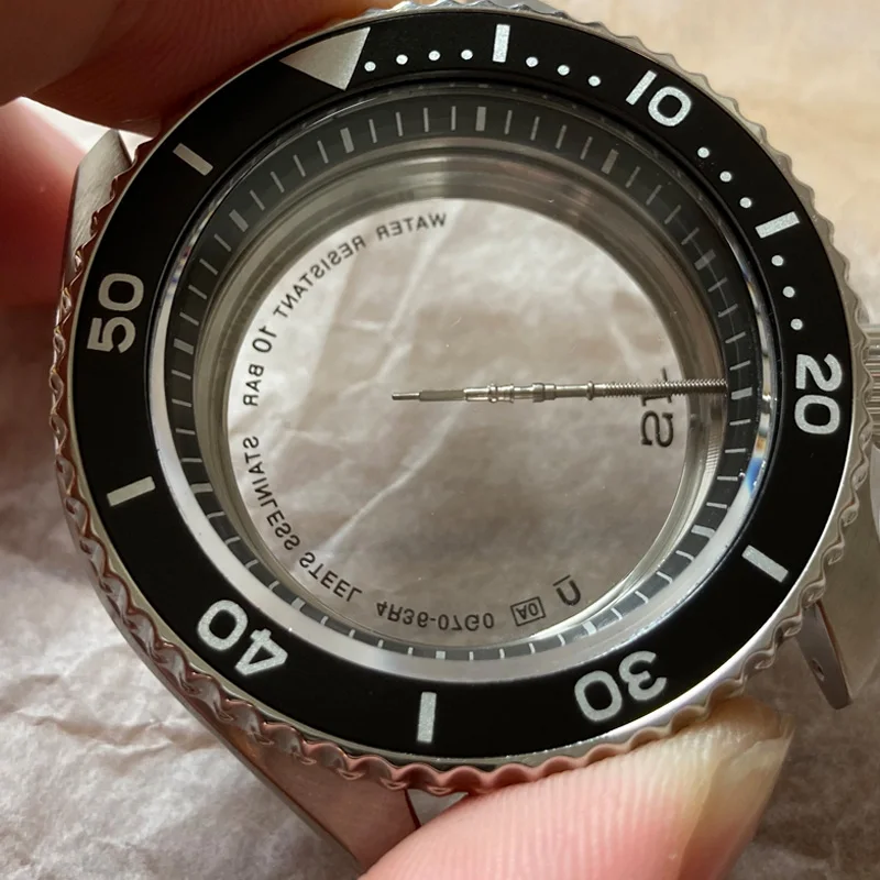 Watch Parts 42.5mm Stainless Steel Watch Case Mineral Glass SRPD/SKX007 Suitable For NH35/4R36/NH36 Automatic Movement
Watch Parts 42.5mm Stainless Steel Watch Case Mineral Glass SRPD/SKX007 Suitable For NH35/4R36/NH36 Automatic Movement