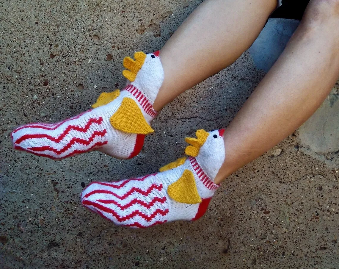 2021 NEW Christmas Gift Knit Chicken Slipper Socks Knitting Pattern Hen Farm Animal Pattern Colorwork Socks for Chicken Lover 
2021 NEW Christmas Gift Knit Chicken Slipper Socks Knitting Pattern Hen Farm Animal Pattern Colorwork Socks for Chicken Lover