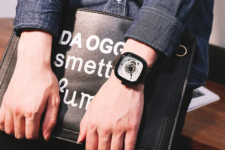 Luxury Top Brand Men's Automatic Auto Wrist Watches Creative Business Mechanical Watch Women Watches Men Relogio Masculino
Luxury Top Brand Men's Automatic Auto Wrist Watches Creative Business Mechanical Watch Women Watches Men Relogio Masculino