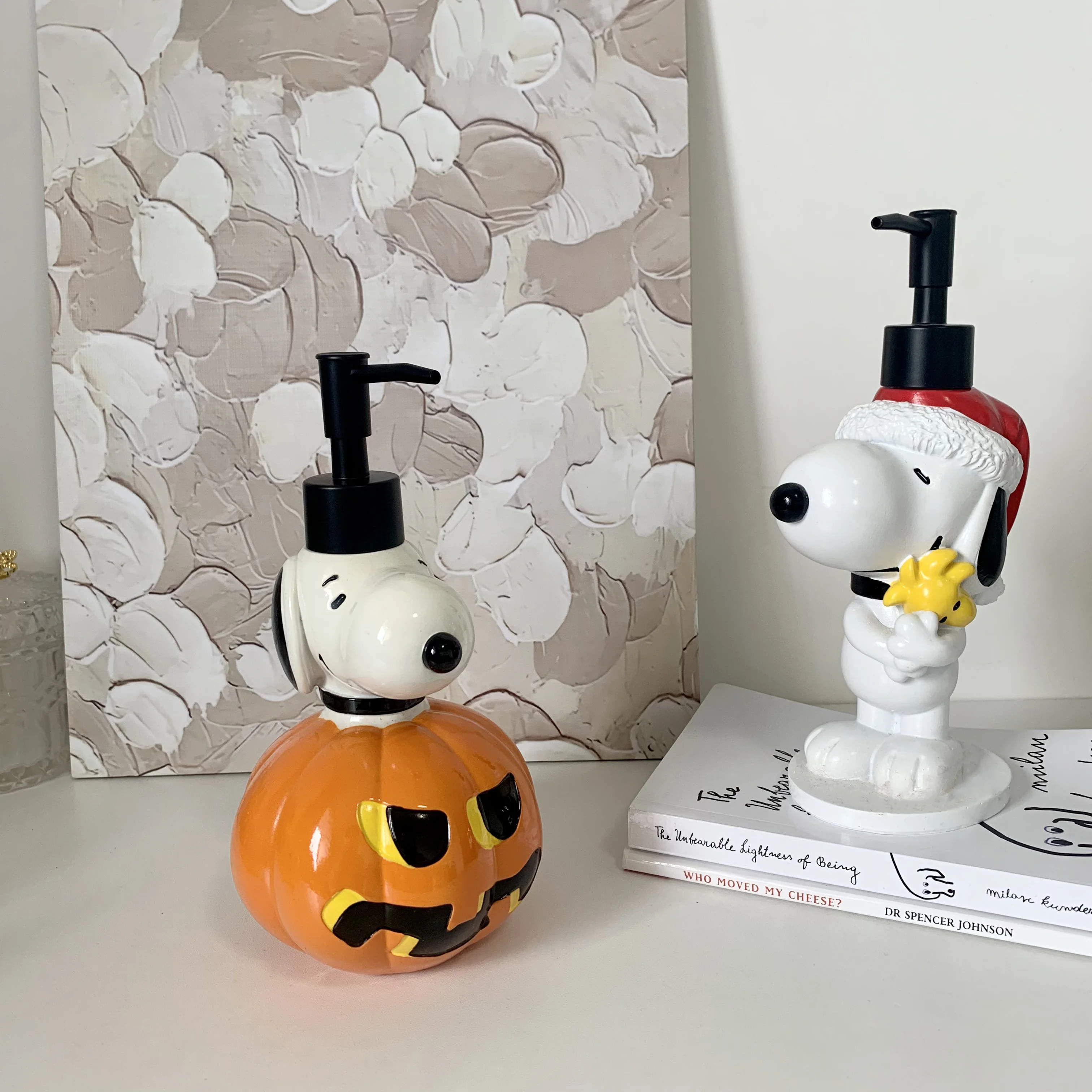 Anime Snoopy Shower Bottle 3D Ceramic Shampoo Hand Soap Storage Bottle Cute Cartoon Bathroom Toilet Press Bottle Empty Bottle
Anime Snoopy Shower Bottle 3D Ceramic Shampoo Hand Soap Storage Bottle Cute Cartoon Bathroom Toilet Press Bottle Empty Bottle
