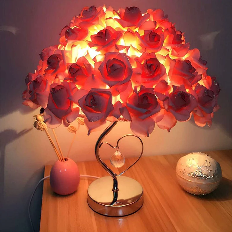 Modern wedding decoration table lamp Valentine's Day Gift marriage bedroom bedside desk lamp creative Roses flower light 
Modern wedding decoration table lamp Valentine's Day Gift marriage bedroom bedside desk lamp creative Roses flower light