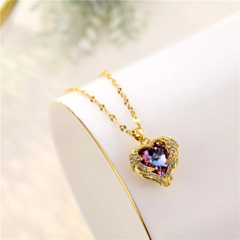 2022 Luxury Heart of Ocean Crystal Pendant Necklace Bling Zircon Stainless Steel Choker for Women Wedding Jewelry
2022 Luxury Heart of Ocean Crystal Pendant Necklace Bling Zircon Stainless Steel Choker for Women Wedding Jewelry