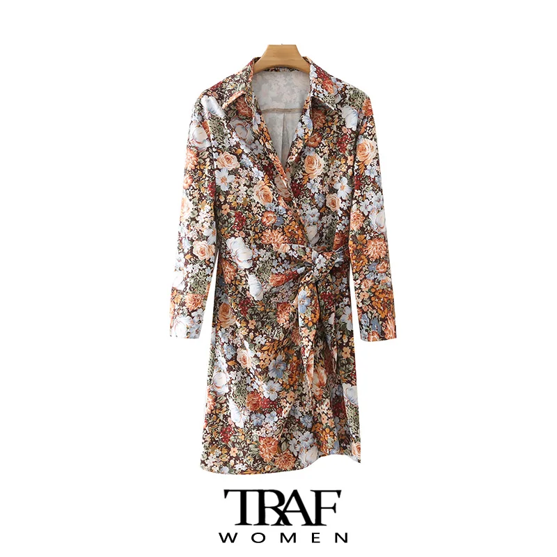 Платье-мини женское с бантом, цветочным принтом и длинным рукавом
Платье-мини женское с бантом, цветочным принтом и длинным рукавом