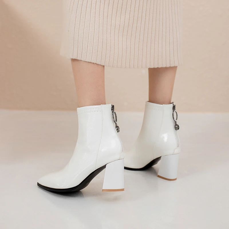 Plus Size Pointed thick heel boots boots women shoes ankle boots for women ladies boots shoes woman winter
Plus Size Pointed thick heel boots boots women shoes ankle boots for women ladies boots shoes woman winter