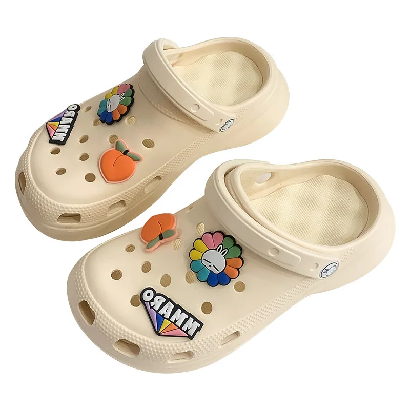 Summer outdoor fashion INS female portable slippers slippers comfortable thick-soled home inside the bedroom
Summer outdoor fashion INS female portable slippers slippers comfortable thick-soled home inside the bedroom