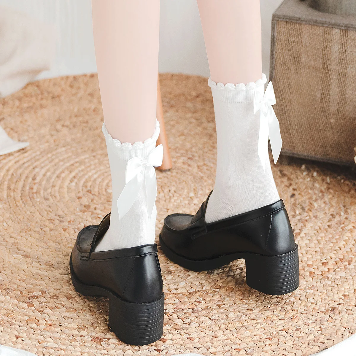 Cute All-match Ribbon Bowknot Short Socks Japanese Women JK Uniform Short Tube Socks Comfortable Cotton Lolita Sweet Young Girl
Cute All-match Ribbon Bowknot Short Socks Japanese Women JK Uniform Short Tube Socks Comfortable Cotton Lolita Sweet Young Girl