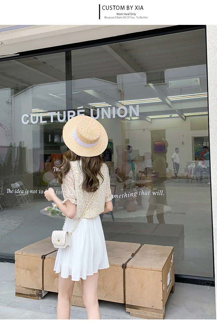 Women's Blouses Fashion Tops Casual Shirts Loose Blusas Chiffon V-neck Short Sleeve Korean New Summer
Women's Blouses Fashion Tops Casual Shirts Loose Blusas Chiffon V-neck Short Sleeve Korean New Summer