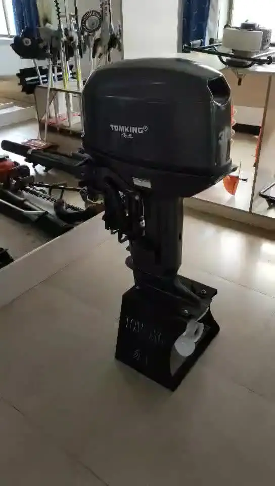 Cheap boat engine 2stroke gasoline 18HP 246cc CE certification TKC246K Outboard motor
Cheap boat engine 2stroke gasoline 18HP 246cc CE certification TKC246K Outboard motor