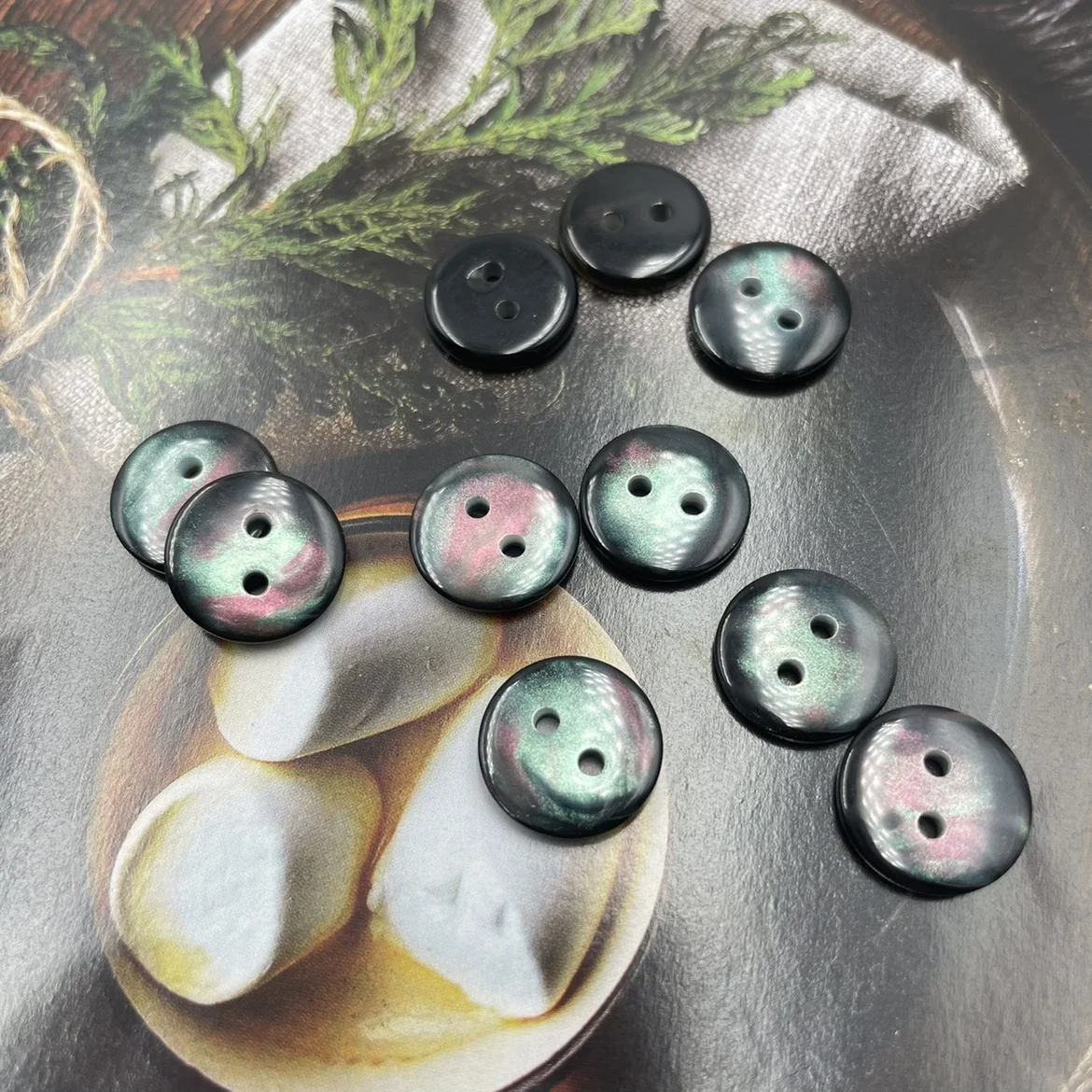 10Pcs Resin Buttons Suit Button for Clothing DIY Sewing Accessories For Needlework Handy Work
10Pcs Resin Buttons Suit Button for Clothing DIY Sewing Accessories For Needlework Handy Work
