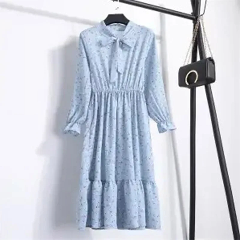 Women Casual Autumn Dress Lady Korean Style Vintage Floral Printed Chiffon Shirt Dress Long Sleeve Bow Summer Dress 
Women Casual Autumn Dress Lady Korean Style Vintage Floral Printed Chiffon Shirt Dress Long Sleeve Bow Summer Dress