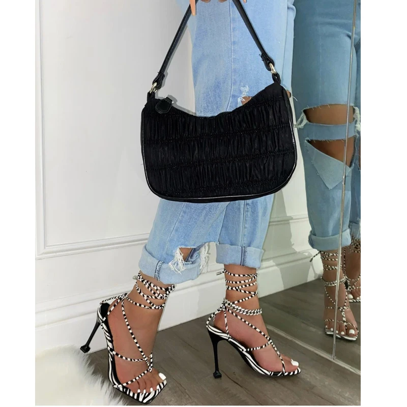 2021 New Woman Bag Fashion Fold Solid Color Underarm Bag Shoulder Handbag Zipper Ladies Handbags
2021 New Woman Bag Fashion Fold Solid Color Underarm Bag Shoulder Handbag Zipper Ladies Handbags