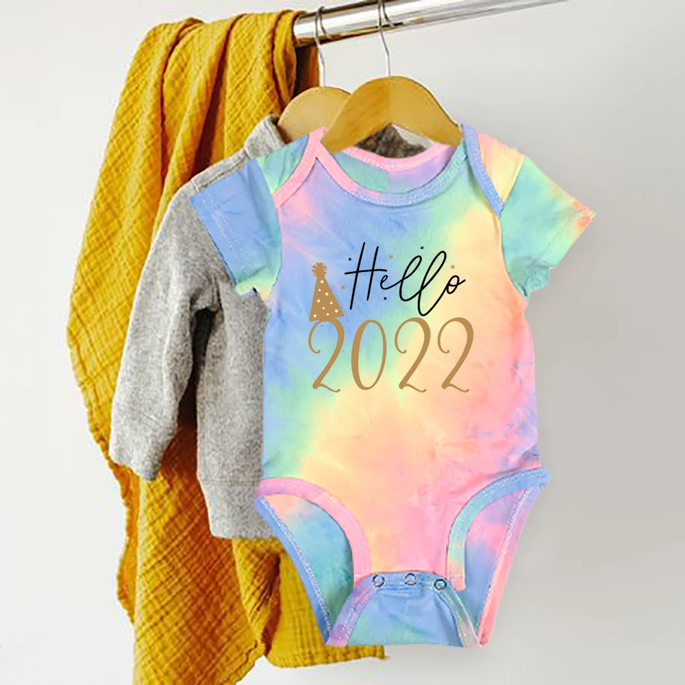 Hello 2022 Newborn Girl Tie Dye Summer Jumpsuit Baby Boy Girls Romper Travel Bodysuit Pregnancy Announcement Happy New Year
Hello 2022 Newborn Girl Tie Dye Summer Jumpsuit Baby Boy Girls Romper Travel Bodysuit Pregnancy Announcement Happy New Year