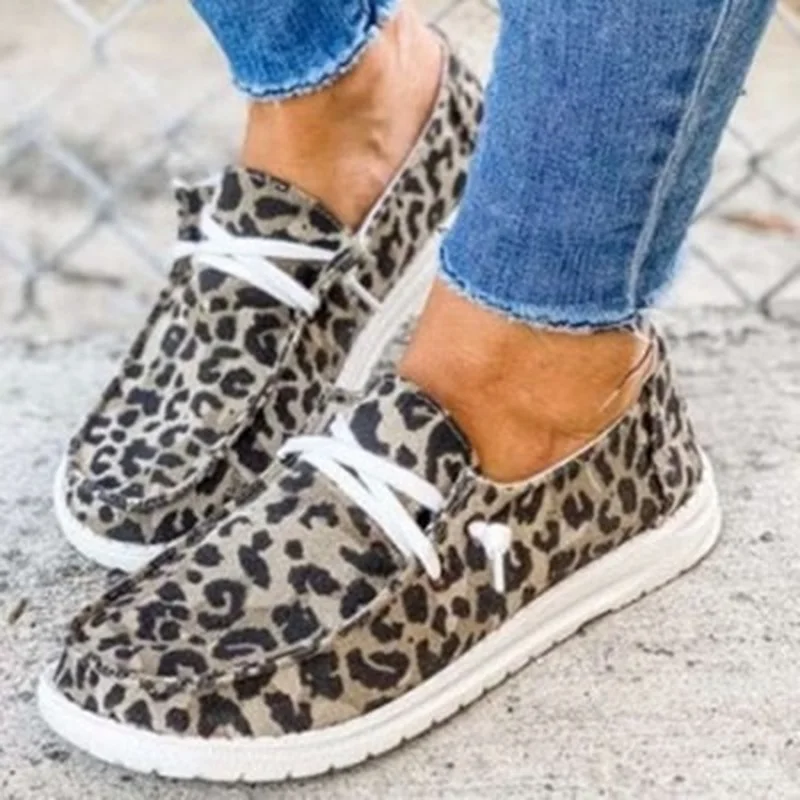 New Casual Leopard Print Lace-up Flat-bottom Women's Shoes Plus Size One-step Lazy Shoes Spring Fashion Women's Vulcanized Shoes
New Casual Leopard Print Lace-up Flat-bottom Women's Shoes Plus Size One-step Lazy Shoes Spring Fashion Women's Vulcanized Shoes
