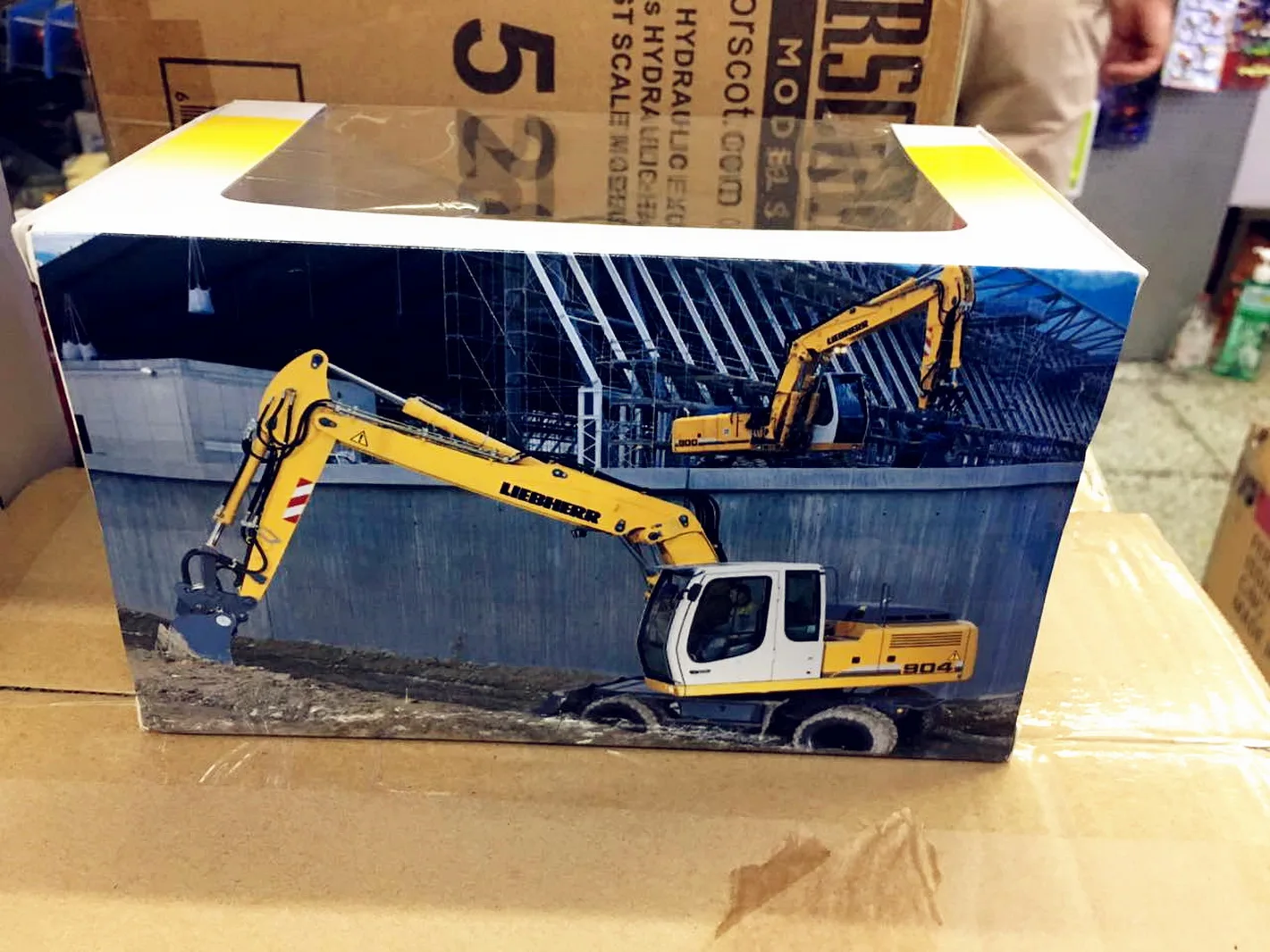 1/50 Scale Liebherr A 904 C Hydraulic Excavator Diecast Model Toy Collection Rare
1/50 Scale Liebherr A 904 C Hydraulic Excavator Diecast Model Toy Collection Rare