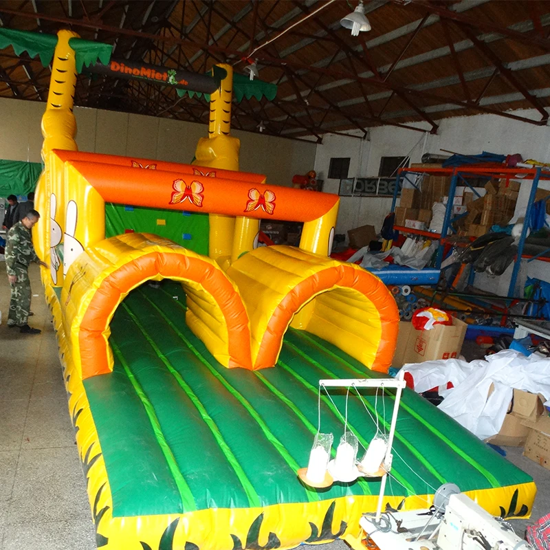 Гигантская надувная полоса препятствий из ПВХ, надувная полоса с надувной горкой 
Гигантская надувная полоса препятствий из ПВХ, надувная полоса с надувной горкой