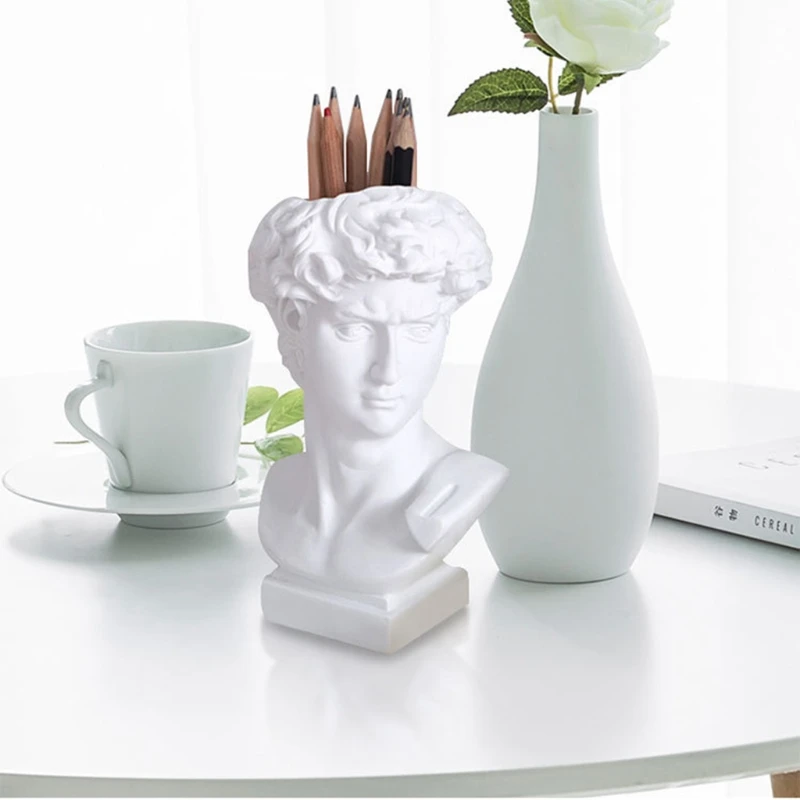 Exquisite Creative Desktop Pen Holder Cartoon Table Pen Holder Stationery Holder
Exquisite Creative Desktop Pen Holder Cartoon Table Pen Holder Stationery Holder